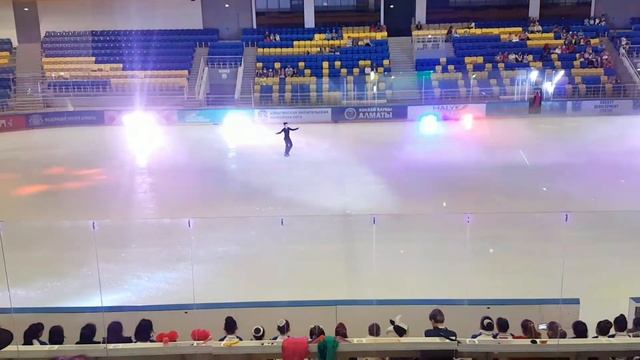 Выступление воспитанников спортшколы #18 Алматы на фестивале фигурного катания в Алматы 1 июня 2018