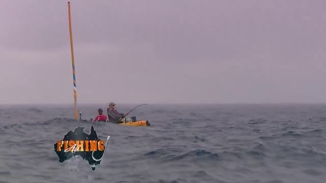 Insane Powerhouse Black Marlin Hooked from Kayak смотреть онлайн