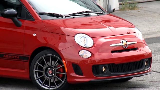 2017 FIAT 500 ABARTH смотреть онлайн