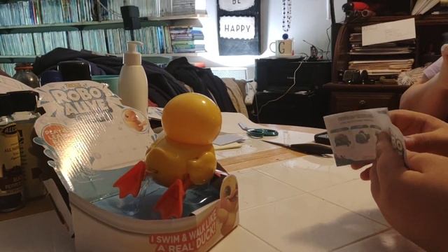 Zuru Robo Alive Junior Little Duck Unboxing смотреть онлайн