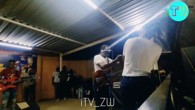 Alick Macheso Best Live Performance Playing Hit After Hit Songs NON STOP🔥🎸Waya смотреть онлайн