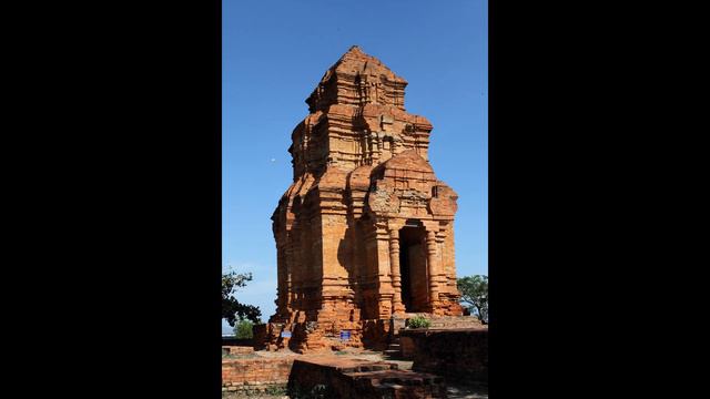 The Champa Temple - The Group of Towers Po Sah Inu - Phan Thiet - Vietnam смотреть онлайн