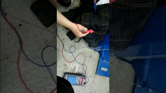 Спецодежда которая проводит электрический ток!!! смотреть онлайн