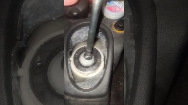 Замена ремкомплекта кулисы Рено Логан 1.4.