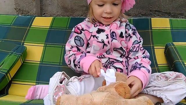 Покупаем собаке носилку и лечим собаку смотреть онлайн