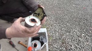 Volvo v50 1.6 diesel 2012, fuel filter replacement. Вольво В50. Замена топливного фильтра.