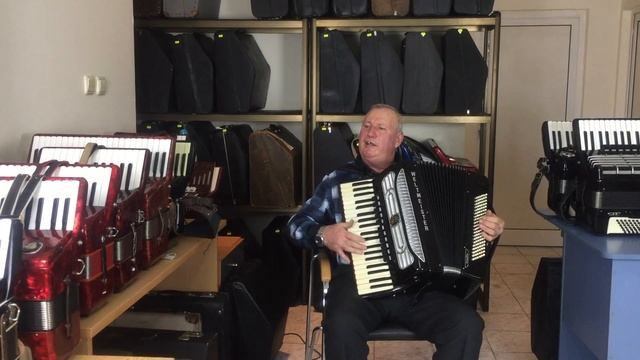 WELTMEISTER SUPITA ~DOUBLE CASSOTTO~ TOP PROF. FULL SIZE ACCORDION FOR SALE ON EBAY смотреть онлайн