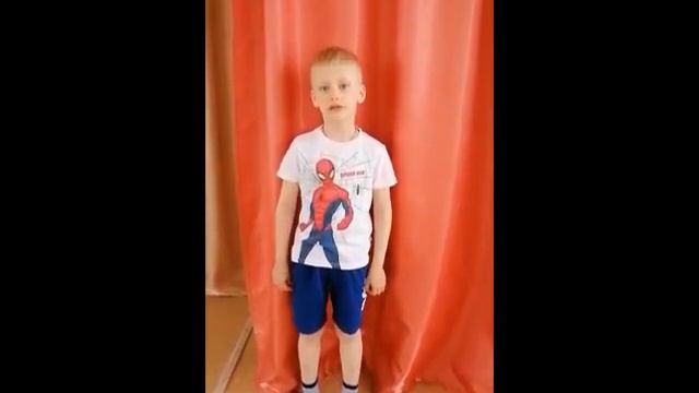 Кодатенко Павел читает произведение Сегодня мало кто читает