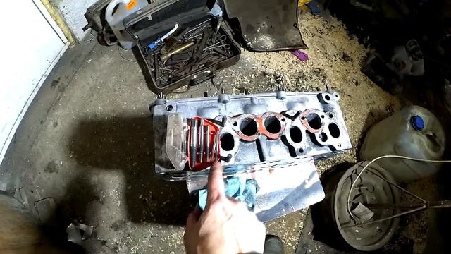 Как выкрутить обломанный под корень болт смотреть онлайн