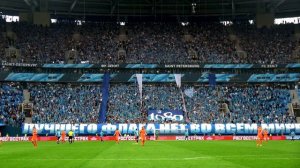 Сине-бело-голубое небо Питер #Зенитцска