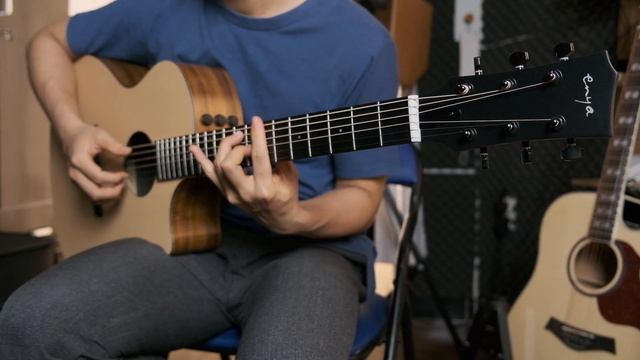 ENYA EGA-XO T1 EQ mở hộp và test âm thanh (fb Guitar Phúc Taka) смотреть онлайн