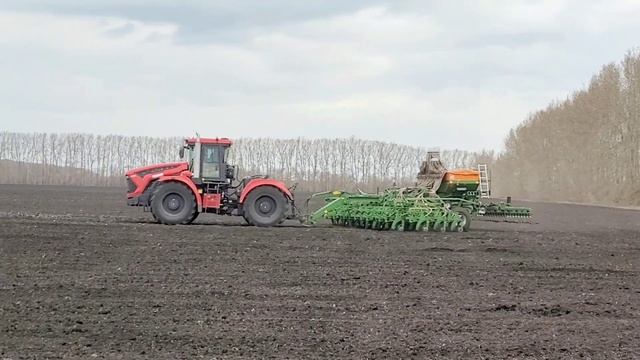 Сеем горох Amazone DMC 9000 + Кировец (мерседесовский дизель, гидронасос бош) смотреть онлайн