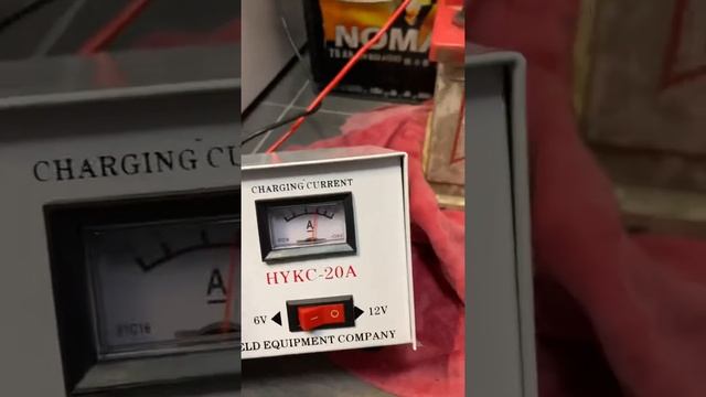 Зарядник для аккумулятора Huanyu HYKC-20A. Как зарядить аккумулятор. Часть 2. смотреть онлайн