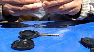 Как быстро поменять батарейку ключа Toyota Corolla