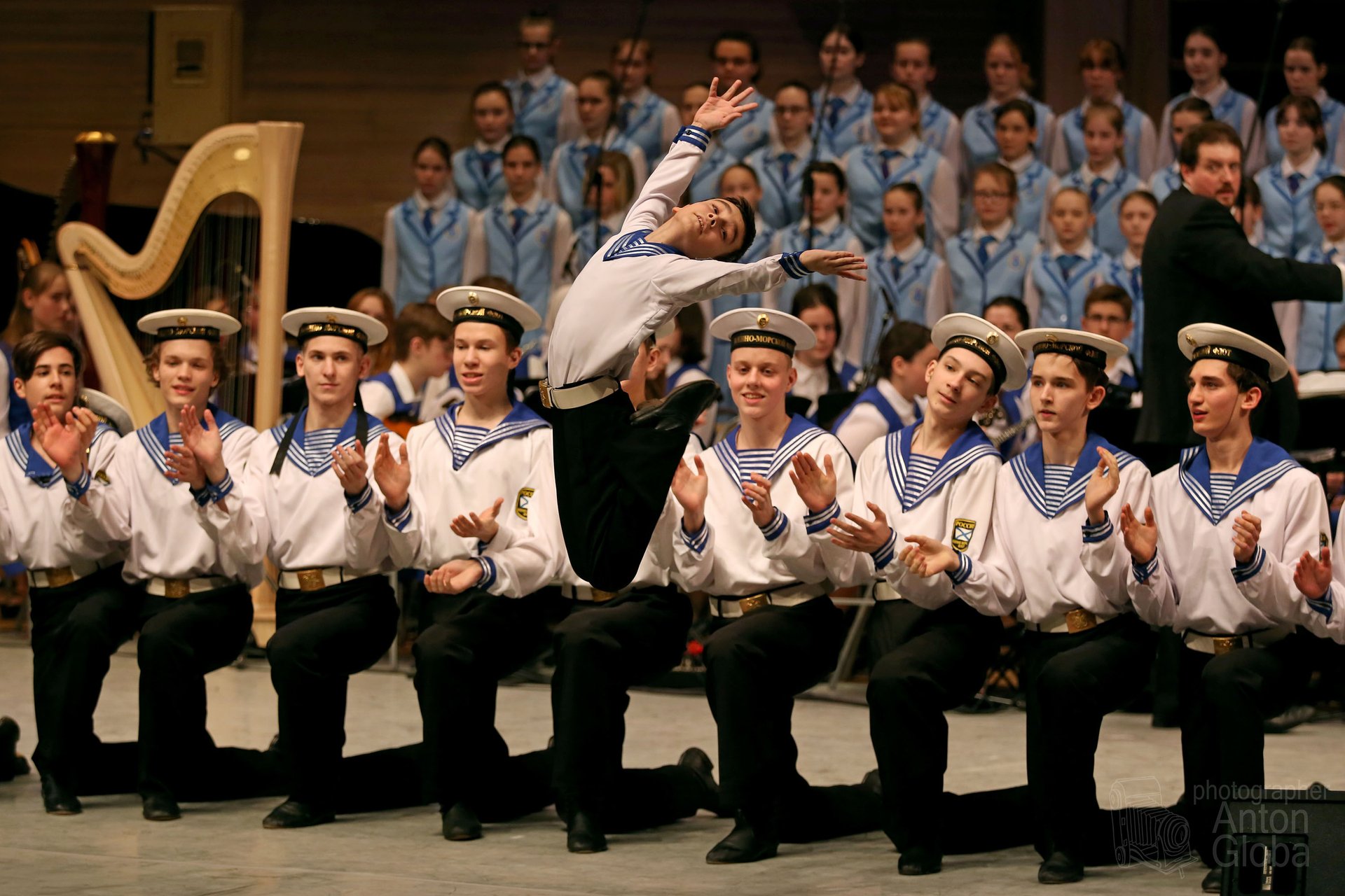 «ЮНГИ НА КОРАБЛЕ», Ансамбль Локтева. "YUNGI ON THE SHIP", Loktev Ensemble. смотреть онлайн