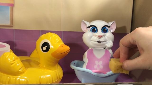 Talking Angela. Cardboard game. DIY смотреть онлайн