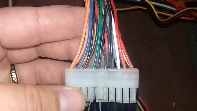 Сделать инкубатор своими руками! Из холодильника и из пенопласта смотреть онлайн