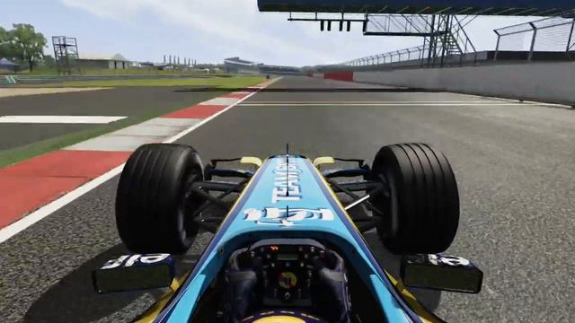 Assetto Corsa - Renault R25 @ Silverstone смотреть онлайн
