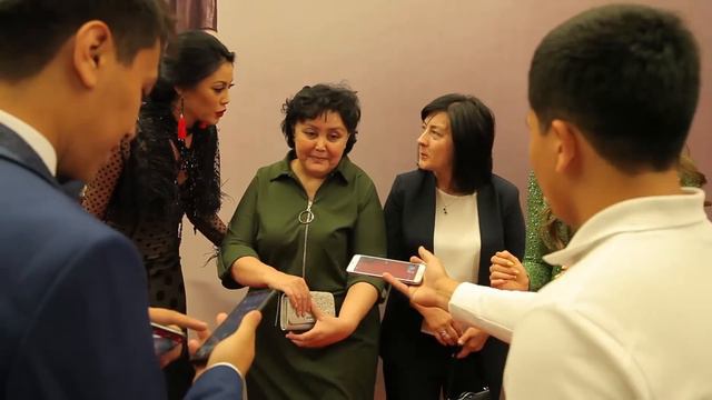 Eksklyuziv: Diana Yagofarova Eri Bilan Premyeraga Keldi