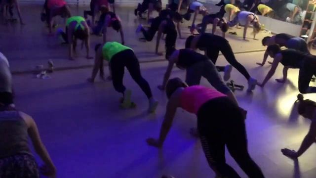 Zumba® Toning "ЦВЕТ НАСТРОЕНИЯ СИНИЙ", Ф.Киркоров | choreo by Lena Prudnikova смотреть онлайн