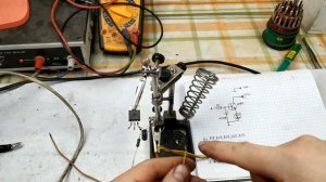 Очень Простая Схема! Всего 3 детали!  Блок плавного включения светодиодов.