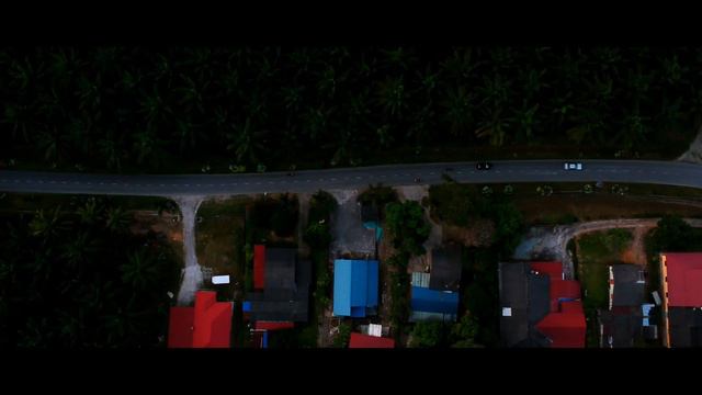 DJI SPARK | MY HOME | CINEMATIC | DRONE FOOTAGE | FELDA AIR TAWAR 3 KOTA TINGGI смотреть онлайн