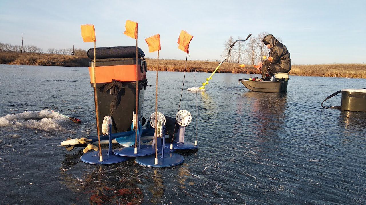 Рыбалка на жерлицы в суровых условиях. Зимняя Рыбалка | Первый Лед 2021