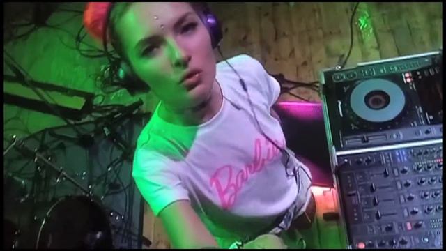 DJ Ksusha Kosmos Promo смотреть онлайн