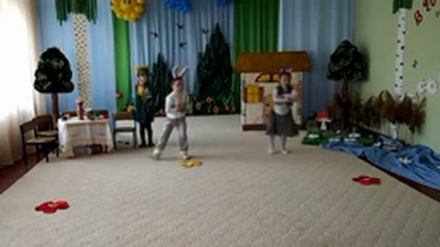 Театрализованная сказка "Теремок на новый лад" ДОУ № 286 "Ивушка" г. Донецк смотреть онлайн