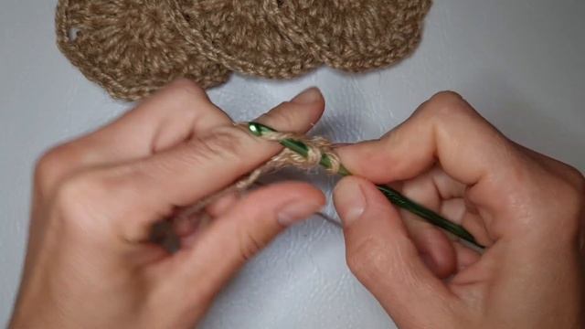 Вяжем ручку для сумки крючком из джута Crochet bag handle смотреть онлайн