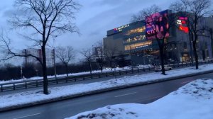 Прогулка по Каширскому шоссе возле ТЦ Каширская Плаза, г. Москва, 27.12.2023