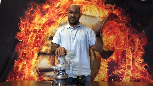 IS38 700HP Ball Bearing Bolt on G7R смотреть онлайн