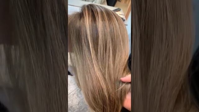 Прекрасные блики от нашего старшего мастера Анжелы #братеево #преображение #окрашивание #москва смотреть онлайн