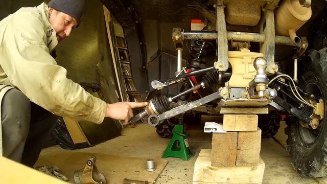 Тонкости установки капролоновых втулок на Polaris Sportsman 800 смотреть онлайн