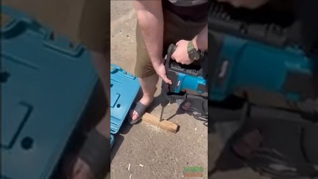 Перфоратор Makita HR4000C, 1050 Вт / Новый инструмент / Интернет магазин электроинструментов смотреть онлайн