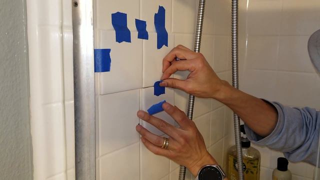 How To Fix Chips & Crack On Your Fiberglass Bathtub & Shower Enclosure! 1 24 2019 смотреть онлайн