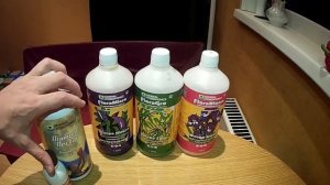 Для выращивания растений готовим питательный раствор для гидропоники