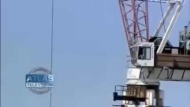 Tower Cranes Burj Khalifa Dubai AMAZING смотреть онлайн