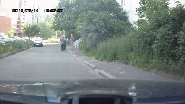 Он едет по главной смотреть онлайн