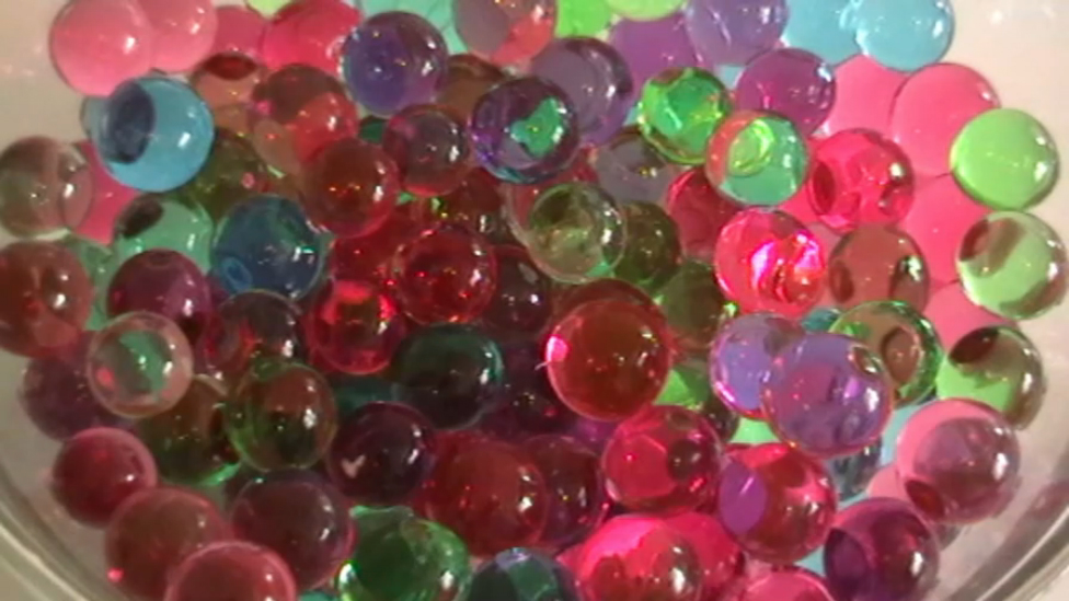 Орбиз + Скитлс Красим шарики орбиз смотреть онлайн