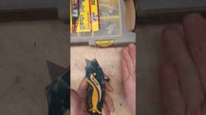 Как заменить лезвие на строительном ноже kraftool