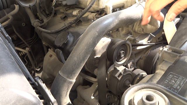REPLACEMENT OF IDLE PULLEY: SQUEAKY NOISE (MITSUBISHI PAJERO) смотреть онлайн