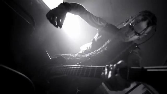 MURDER OF CROWS "HIDING" OFFICIAL VIDEO смотреть онлайн