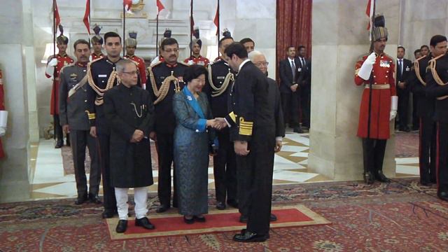 Dr. Tony Tan Keng Yam, President of Singapore called on President Mukherjee смотреть онлайн