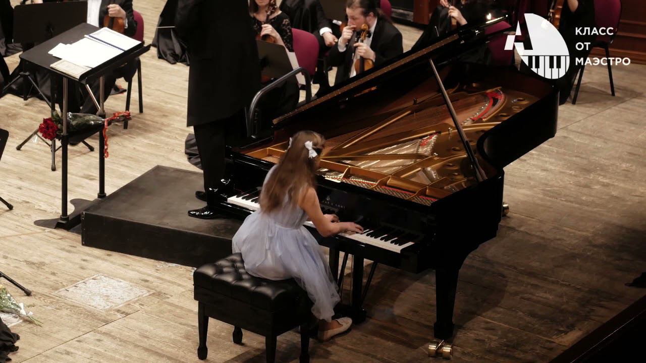 Л В Бетховен Концерт №1 до мажор 1 ч Исполнитель Курилова Анастасия смотреть онлайн