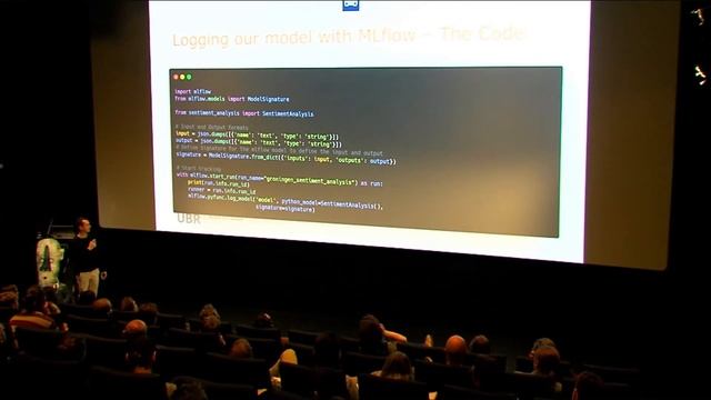MLOps with MLFlow + DVC on Groningen open data. By Laurens Weijs смотреть онлайн