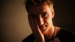 Алексей Воробьев -- Будь Пожалуйста По Слабее