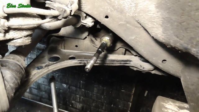 Замена пыльника рулевой тяги SEAT Alhambra смотреть онлайн