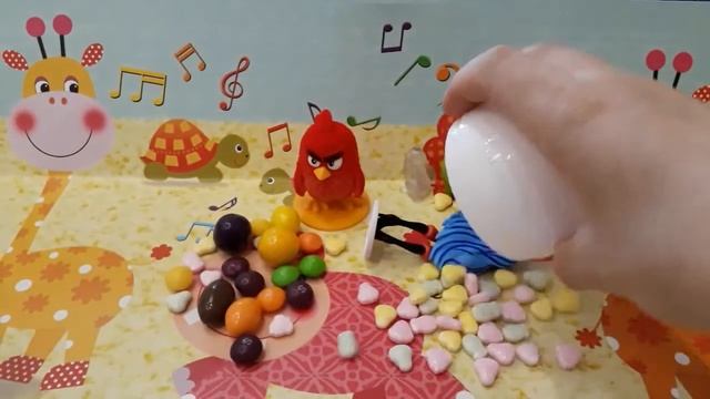 Сюрпризы в пластиковых яйцах. Ам Ням Пинки Пай Энгри Бёрдс. Plastic Surprise Eggs. СИНИЙ СЛОНИК. смотреть онлайн
