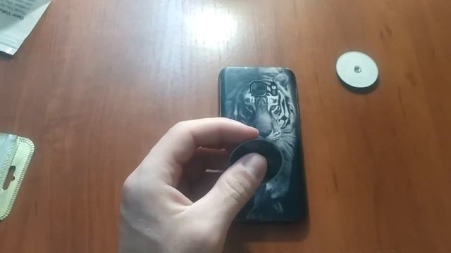Вращающиеся кольцо на телефон. смотреть онлайн